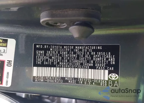 2015 Toyota Corolla S Plus z USA, uszkodzony, nr VIN 5YFBURHE6FP263299